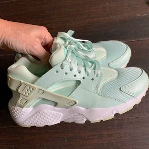 Mint green Nike Air Huarache Run Igloo (GS)
